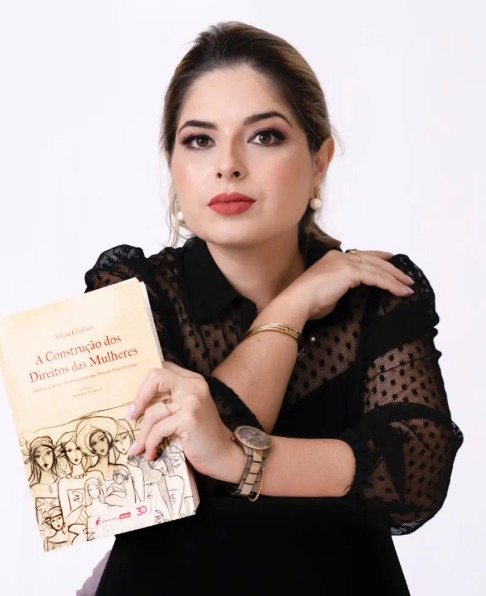  Letícia Vivianne Miranda Cury